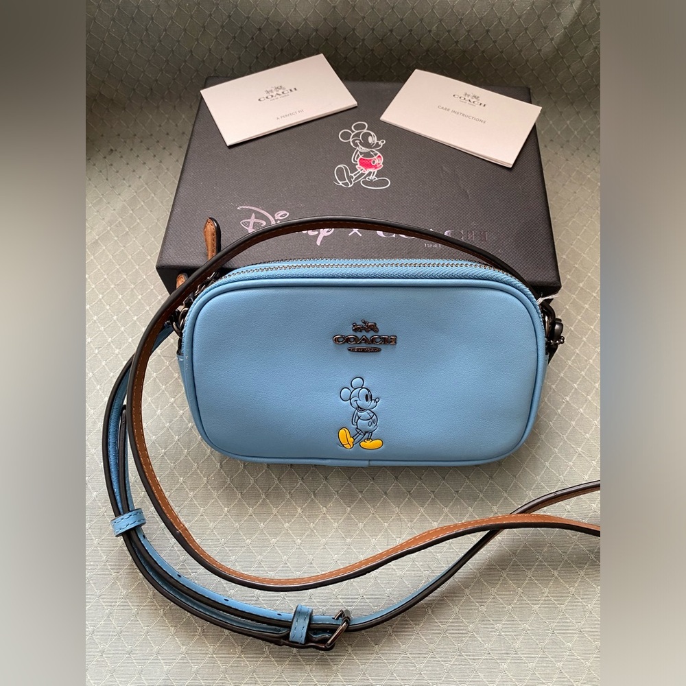 Authentic Coach Disney Mickey Crossbody Leather Pouch Clutch Wallet Purse